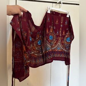 Beautiful wrap skirt from Tree of Life! Size S-XL